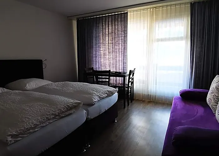 Hotel Crystal