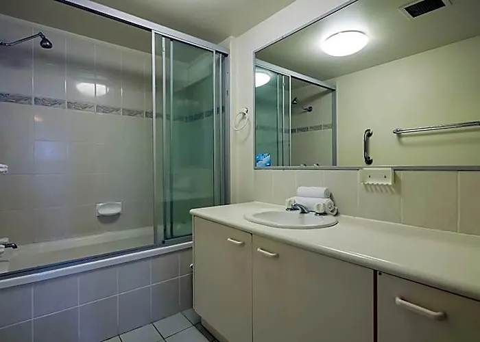Bayview Harbourview Apartments