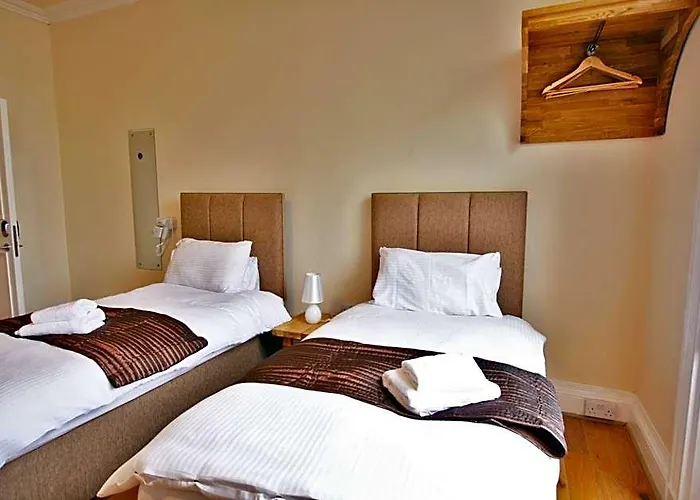 Central Studios Gloucester Place By Roomsbooked