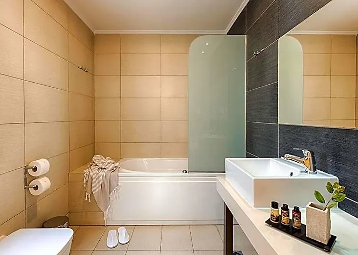 Villa Di Mare Seaside Suites