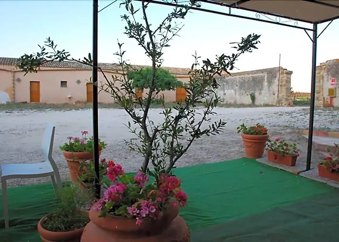 Baglio Maragani Az Agric B&B