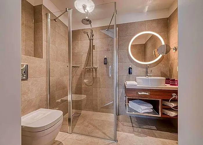 Voya Hotel