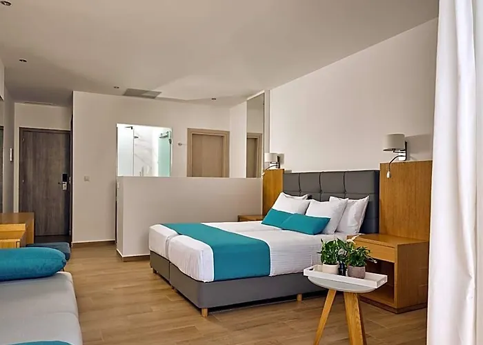Cavo Orient Beach Hotel & Suites