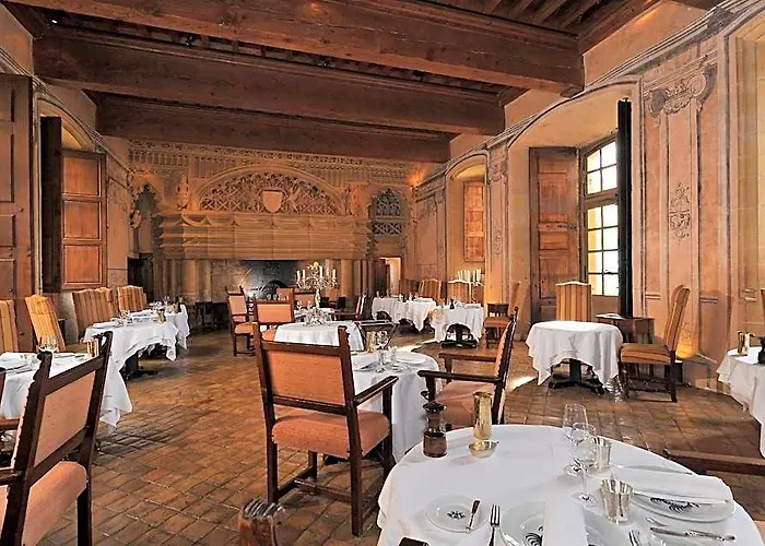 Chateau De Bagnols