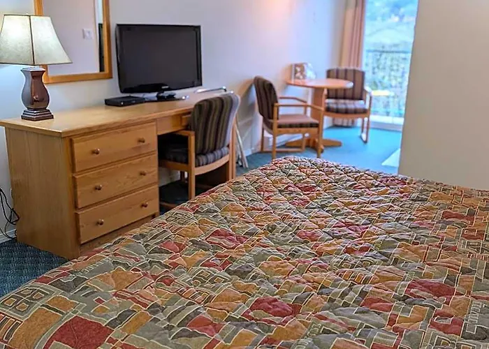 Summerland Motel