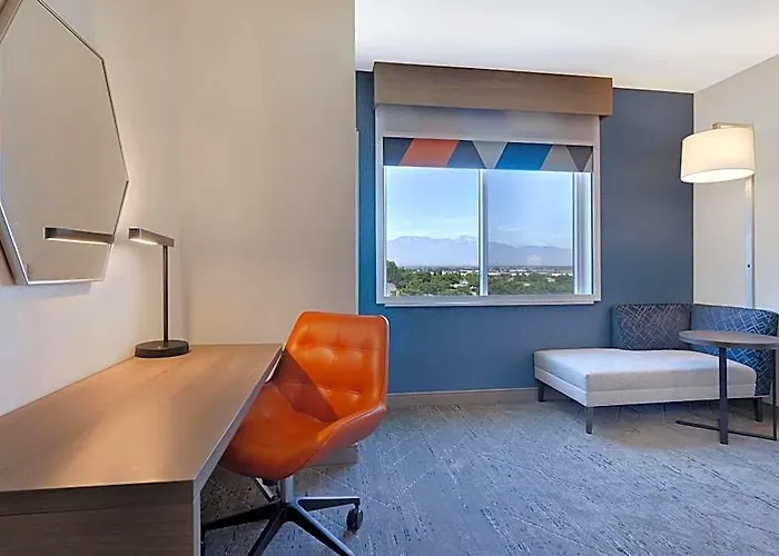 Holiday Inn Express & Suites Ontario - Chino Hills By Ihg