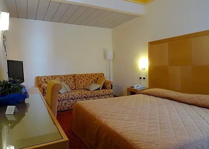 Hotel Roma