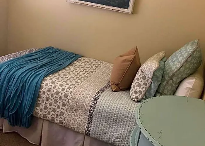 Kindred Lodge Apartments
