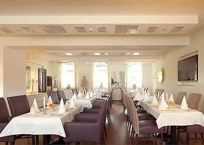 Zu Den Drei Linden - Hotel & Restaurant