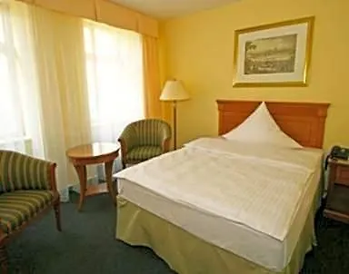 deckerts Hotel am Katharinenstift