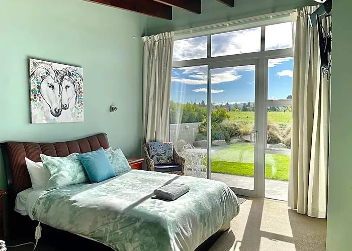 Three Rivers Lodge
