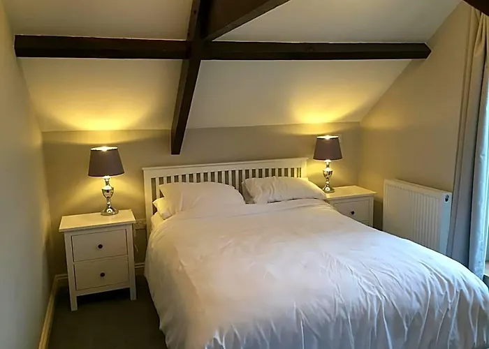White House Cottages