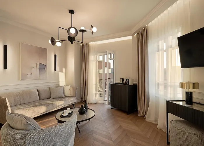 Riviera Suites