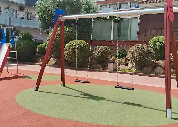 Alegre apto con piscina, a 300m de la playa.