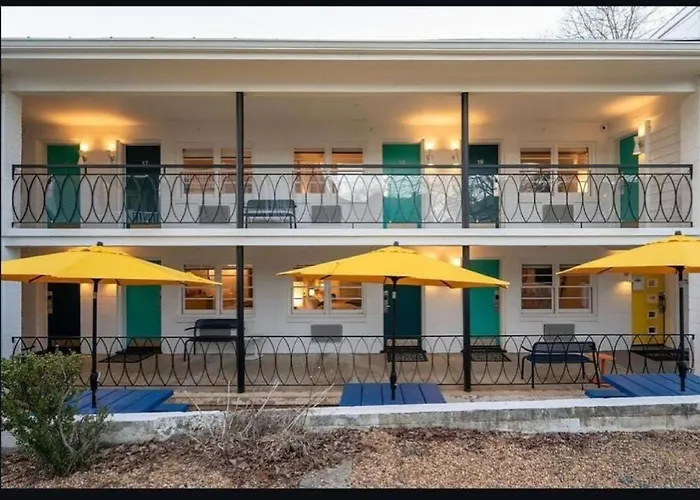 Little Mod Hotel At The University