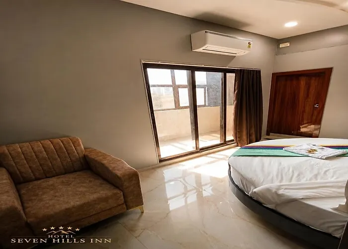 Glitz Hotels 7Even Hills- Nr International Airport Mumbai T2
