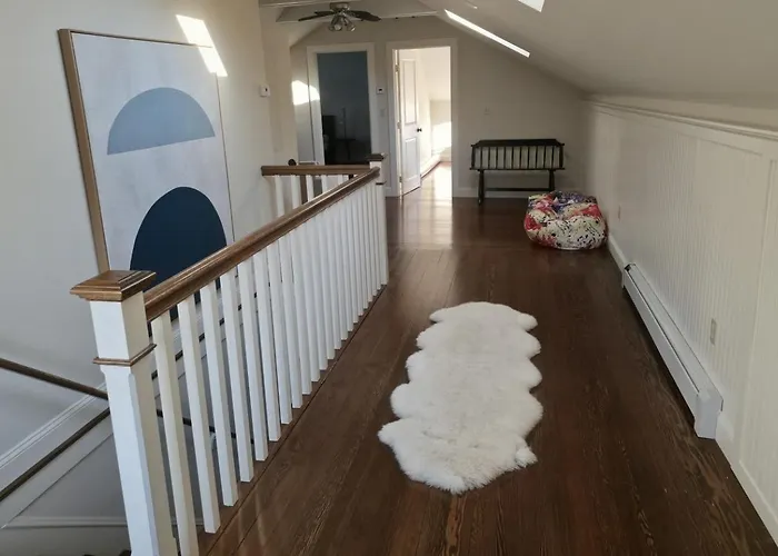 Middletown Bungalow W/Hot Tub And Private Yard - Ribryan Properties