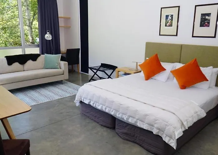 The Arrow Hotel