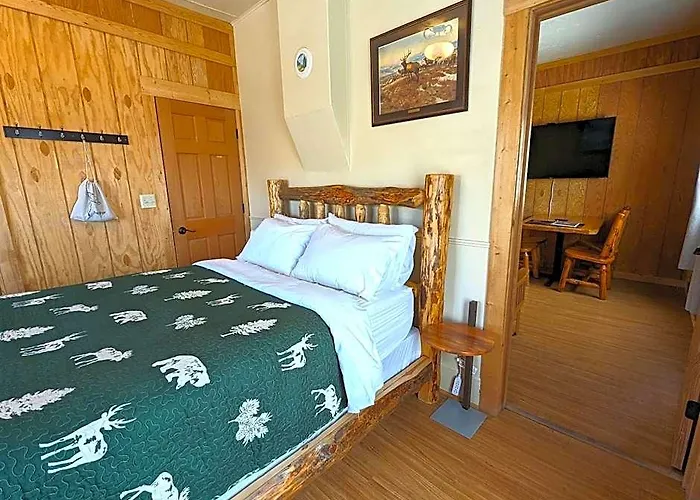 Yellowstone'S Treasure Cabins