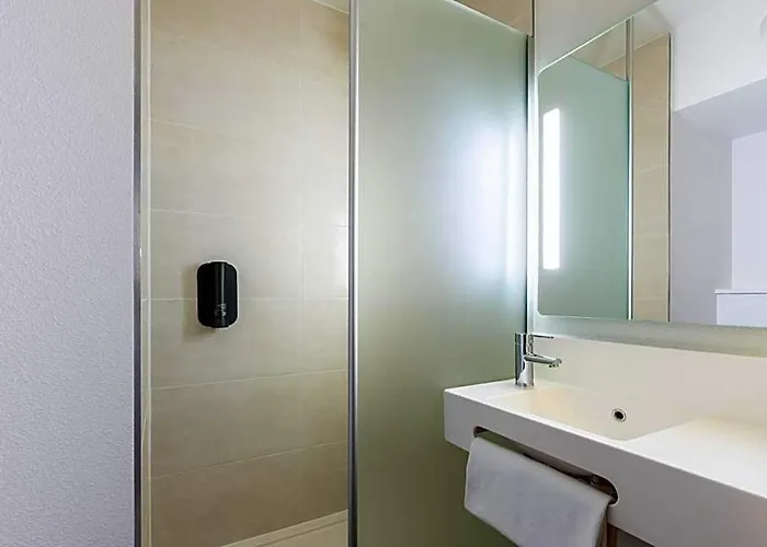 B&B Hotel Lille Roubaix Campus Gare
