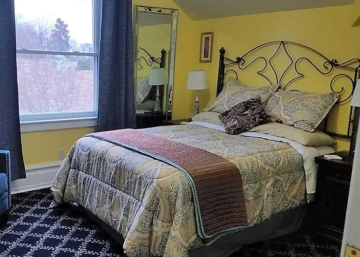 Abbey House Inn (Adults Only)