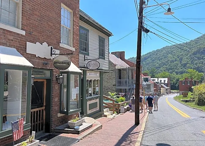 Town'S Inn