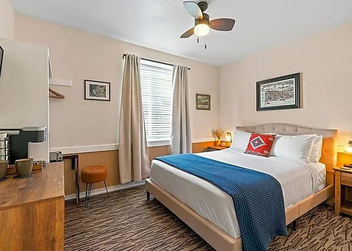 The Bent Elbow Hotel