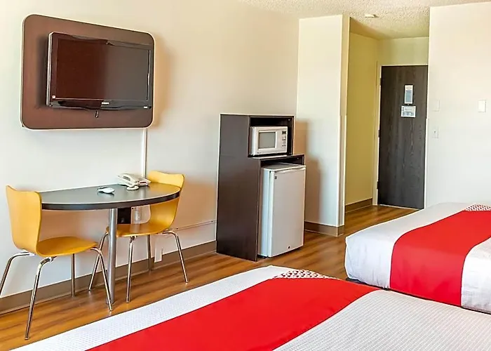 Oyo Hotel Shelby Mt Hwy 2 & I-15