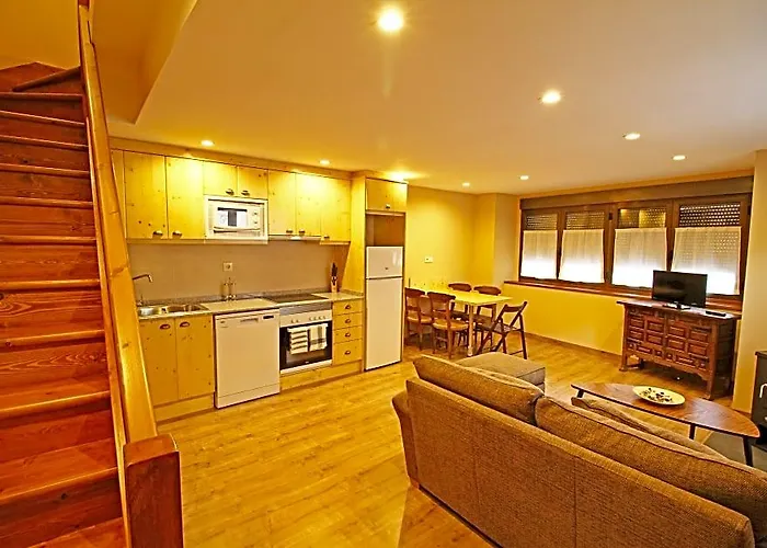 Snoe Apartamentos Mont Romies Plaza