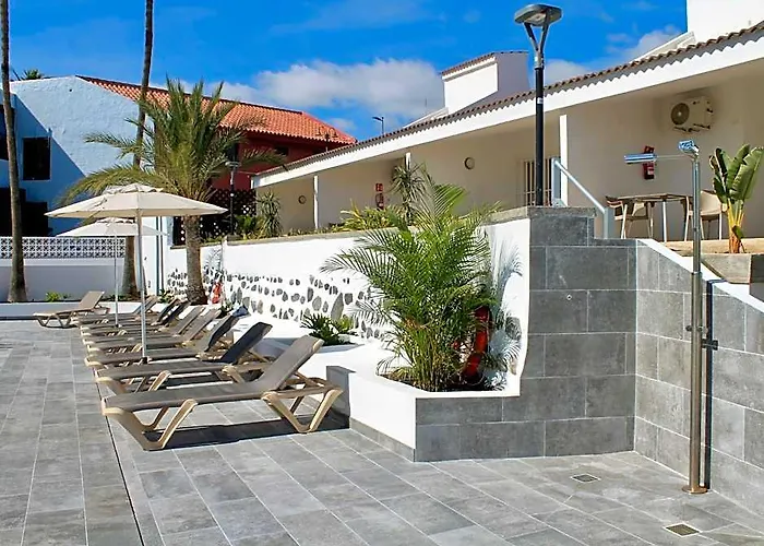 Makai Bungalows