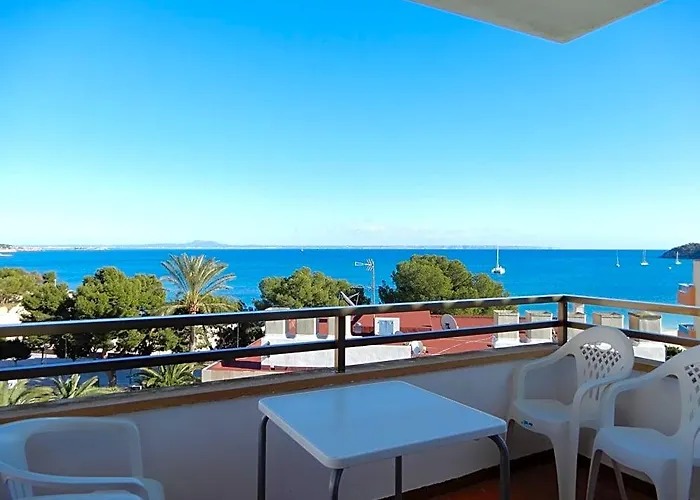 Marina Palmanova Apartamentos