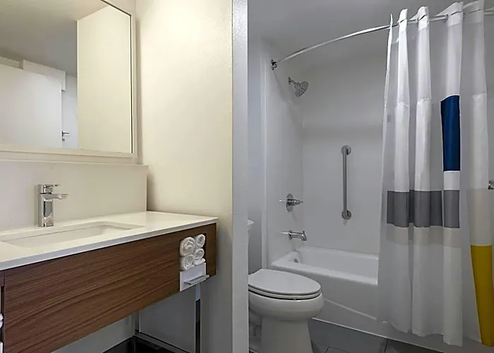 Baymont Inn & Suites By Wyndham Findlay