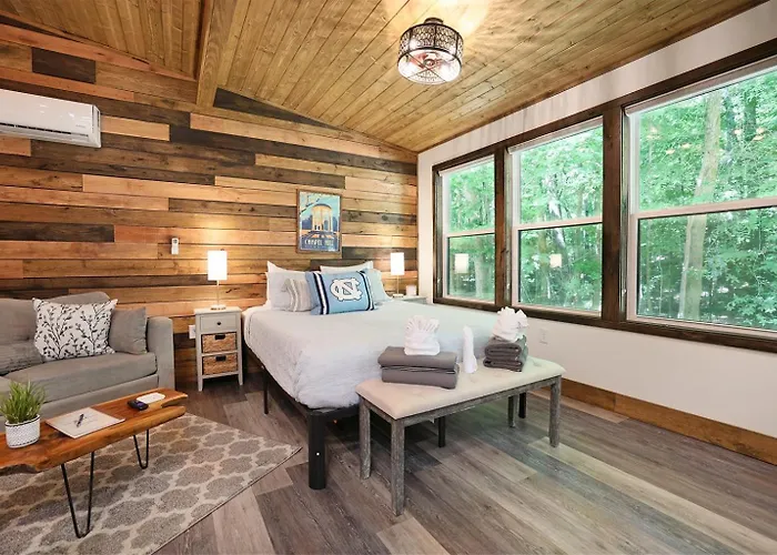 Tiny Tarheel Cozy Retreat Near Unc-Tiny House