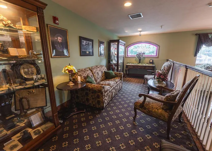 Hearthstone Inn & Suites