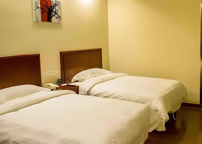 Greentree Inn Hebei Tangshan North Station Nanhuandao Business Hotel