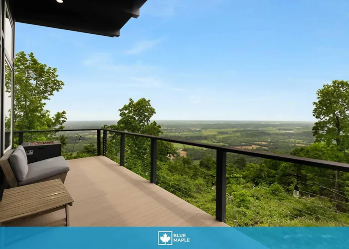 Modern Escape W Mountain Views Fire Pit & Swing