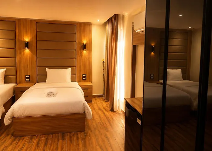 Suzana Pyramids Hotel