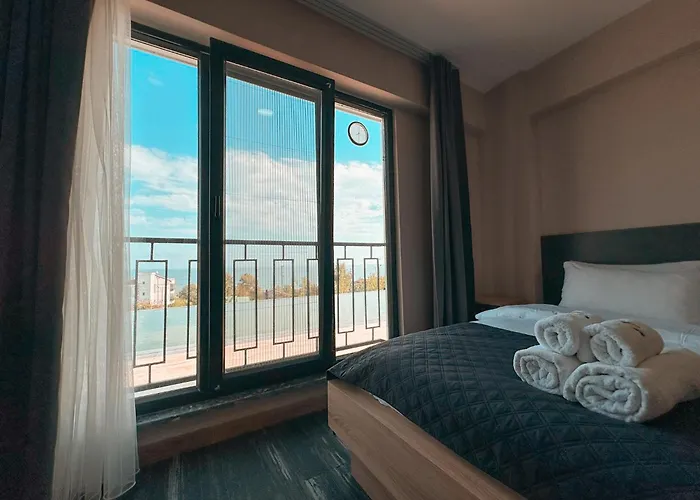 Lemon Suites & Restaurant