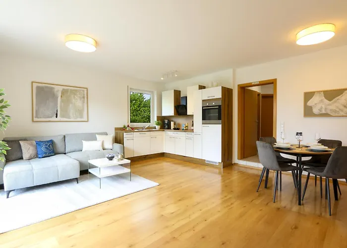 Ferienwohnung Möhnesee - zentral, stilvoll und ruhig mit Balkon und Boxspringbetten