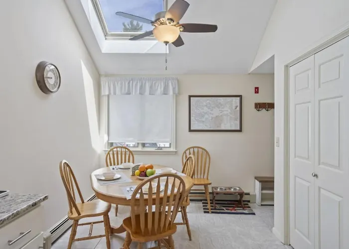 Lakeside Haven, Lake Views & Balcony, Lakes Region