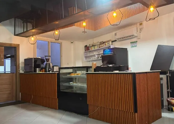 Zivora Hotel And Restaurant
