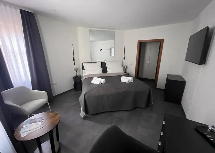 Steingarten Hotel