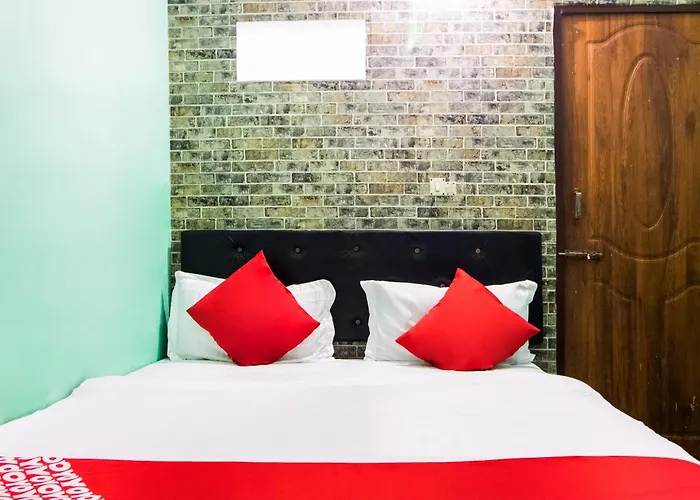 Hotel O Mayura Inn
