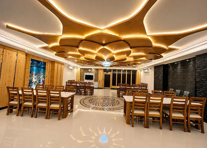 Sitara Grand Hs Palace, 1 Km From Har Ke Pauri, Haridwar #Privateparking