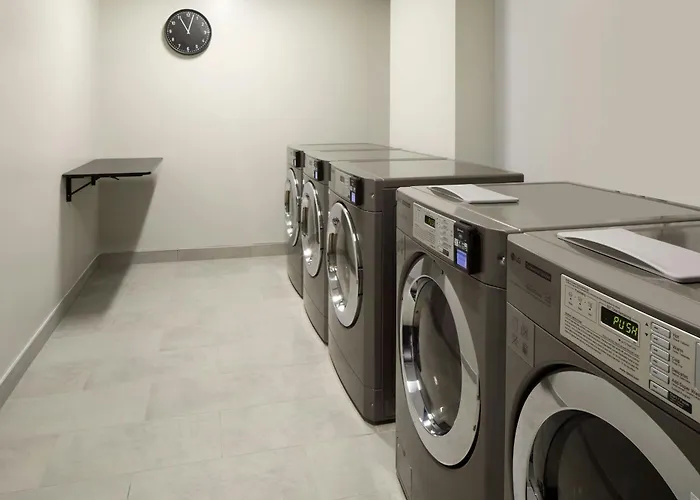 Towneplace Suites By Marriott Montreal Airport