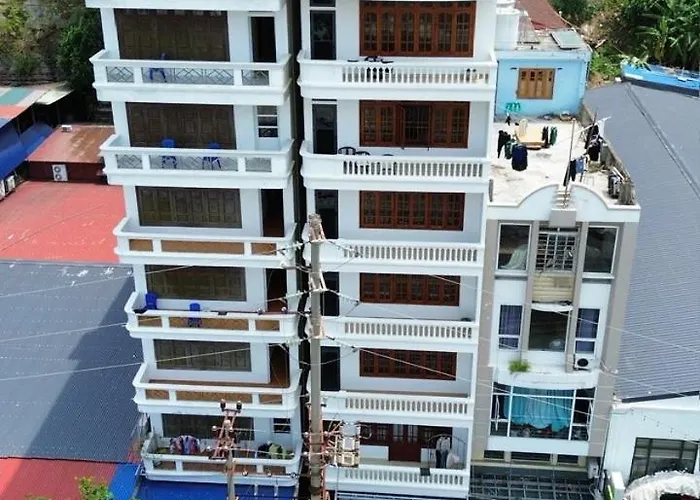 Hoàng Ngọc Hotel