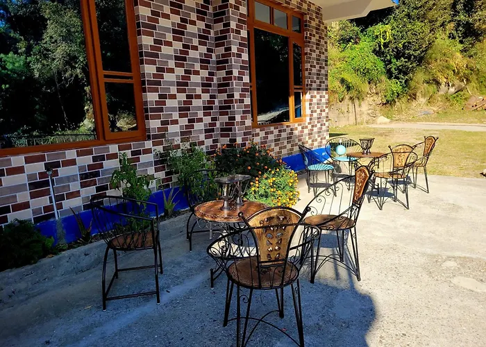 Vikas Hotel And Restaurant
