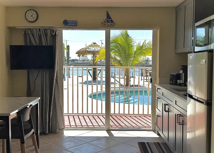 Manatee Bay Inn Fort Myers Beach