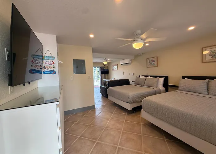 Manatee Bay Inn Fort Myers Beach