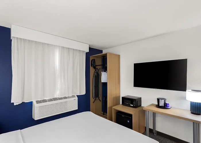 Spark By Hilton
